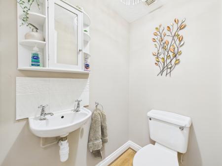 4 bedroom Detached house for sale in Skye Close, Cosham, Portsmouth, PO6