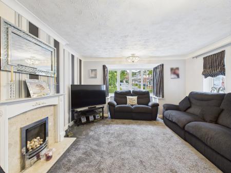 4 bedroom Detached house for sale in Skye Close, Cosham, Portsmouth, PO6