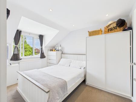 3 bedroom Semi-detached house for sale in The Close, Cosham, Portsmouth, PO6