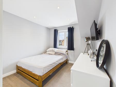 3 bedroom Semi-detached house for sale in The Close, Cosham, Portsmouth, PO6