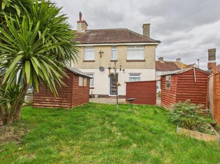 3 bedroom End of terrace house for sale in Totland Road, Cosham, Portsmouth, PO6