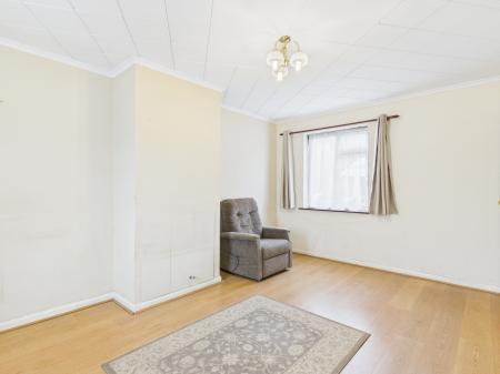 3 bedroom End of terrace house for sale in Totland Road, Cosham, Portsmouth, PO6