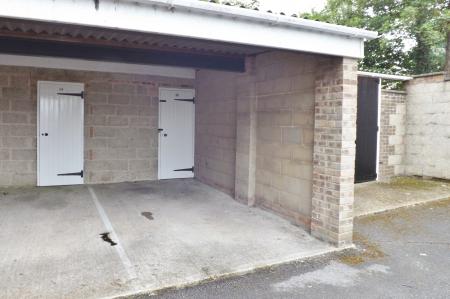 2 bedroom Flat for sale in Winifred Road, Waterlooville, PO7