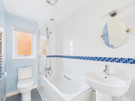 2 bedroom Terraced House to let in Church Road, Fratton, Portsmouth, PO1