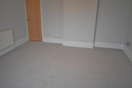 2 bedroom Flat to let in Havant Road, Drayton, Portsmouth, PO6