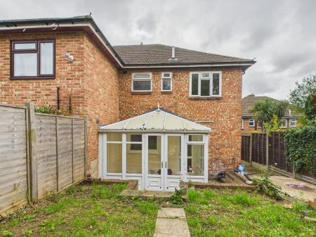3 bedroom Semi-detached house to let in Woodfield Avenue, Farlington, Portsmouth, PO6