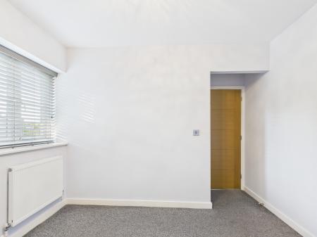 1 bedroom Apartment to let in Forest Grove House, London Road, Cowplain, Waterlooville PO8
