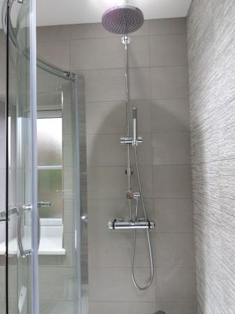 1 bedroom Apartment to let in Forest Grove House, London Road, Cowplain, Waterlooville PO8