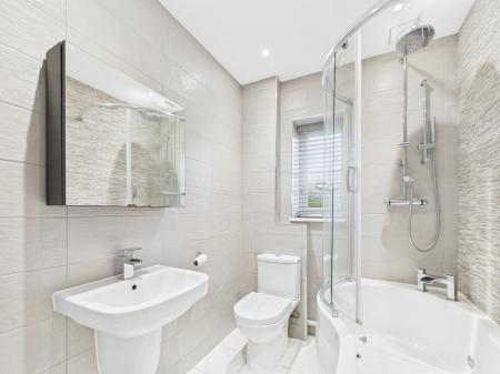 1 bedroom Apartment to let in Forest Grove House, London Road, Cowplain, Waterlooville PO8