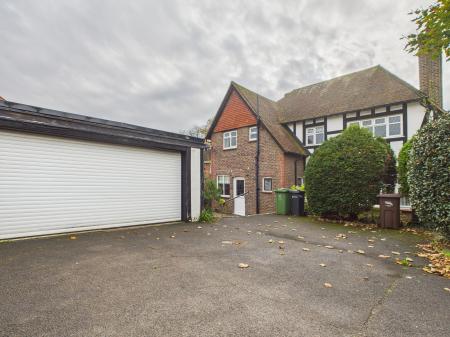 Havant Road, Drayton, Portsmouth, PO6