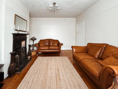 3 bedroom Semi-detached house to let in Old Rectory Road, Farlington, Portsmouth, PO6