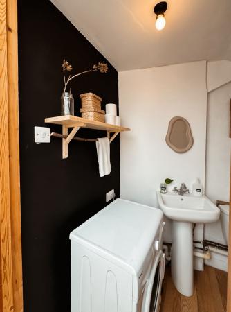 3 bedroom Semi-detached house to let in Old Rectory Road, Farlington, Portsmouth, PO6