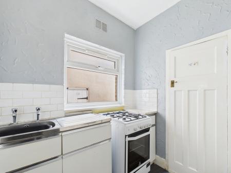 1 bedroom Flat to let in Greenlea Grove, Gosport, PO12