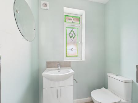 3 bedroom Detached bungalow to let in Hollam Rd, Milton, Portsmouth, PO4