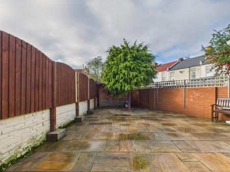 3 bedroom Detached bungalow to let in Hollam Rd, Milton, Portsmouth, PO4