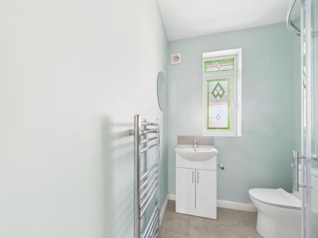 3 bedroom Detached bungalow to let in Hollam Rd, Milton, Portsmouth, PO4