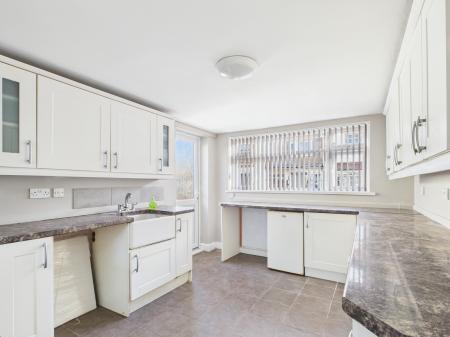 3 bedroom Detached bungalow to let in Hollam Rd, Milton, Portsmouth, PO4