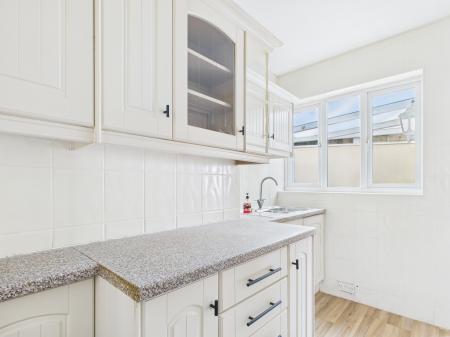 3 bedroom Detached bungalow to let in Hollam Rd, Milton, Portsmouth, PO4