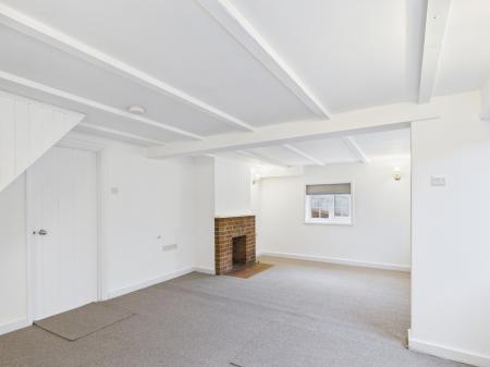 3 bedroom Detached house to let in Portsmouth Road, Waterlooville, PO8