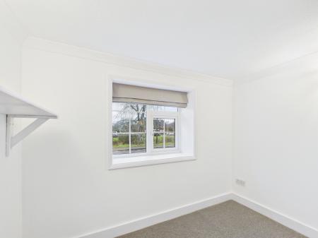 3 bedroom Detached house to let in Portsmouth Road, Waterlooville, PO8