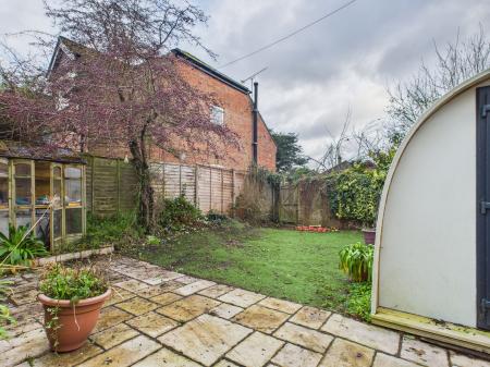 3 bedroom Detached house to let in Portsmouth Road, Waterlooville, PO8