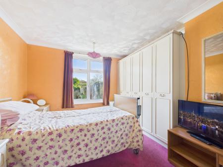 2 bedroom Bungalow for sale in South Road, Drayton, Portsmouth, PO6