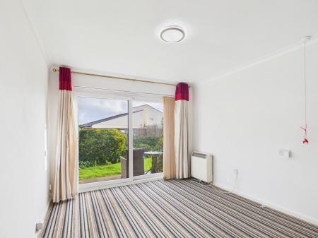 1 bedroom Retirement property for sale in Admiralty Court, Bournemouth, BH6