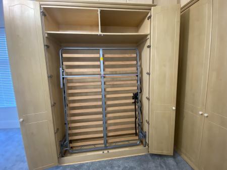 1 bedroom Flat to let in 12 Maderia Road, Bournemouth, BH1