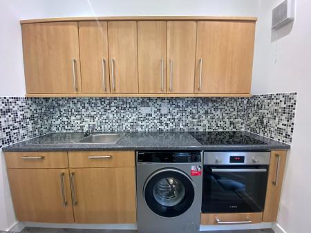 1 bedroom Flat to let in 12 Maderia Road, Bournemouth, BH1