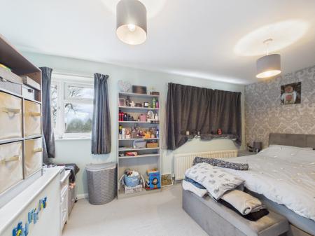 2 bedroom End of terrace house for sale in Bevan Road, Waterlooville, PO8