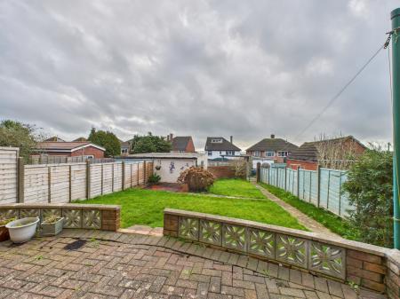 3 bedroom Semi-detached house for sale in Fortunes Way, Bedhampton, Havant, PO9