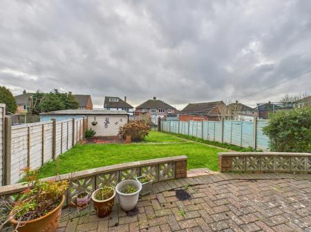 3 bedroom Semi-detached house for sale in Fortunes Way, Bedhampton, Havant, PO9