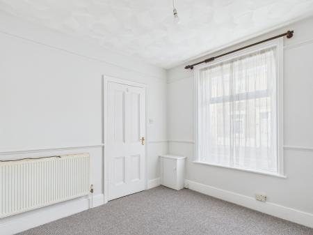 2 bedroom Terraced House to let in Lincoln Road, Fratton, Portsmouth, PO1