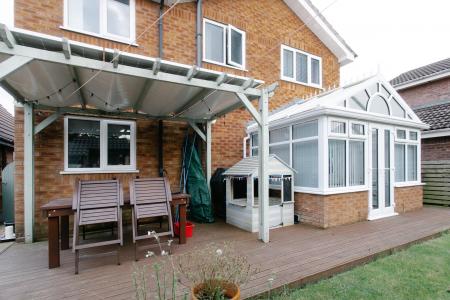 4 bedroom Detached house for sale in Ash Meadow, Lea, PR2