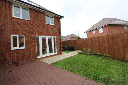 3 bedroom Semi-detached house for sale in Beagle Close, Higher Bartle, PR4