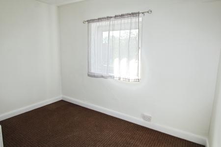 2 bedroom Flat to let in Gamull Lane, Ribbleton, Preston, PR2