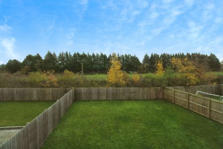 5 bedroom Detached house for sale in Norshaw Cresent, Broughton, PR3