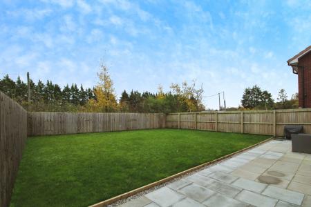 5 bedroom Detached house for sale in Norshaw Cresent, Broughton, PR3