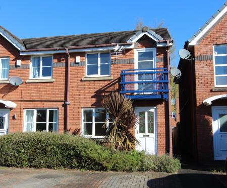 2 bedroom Mews house to let in Endeavour Close, Docklands, Preston, PR2