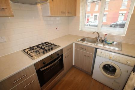 2 bedroom Terraced House to let in Shelley Road, Ashton on Ribble, Preston, PR2