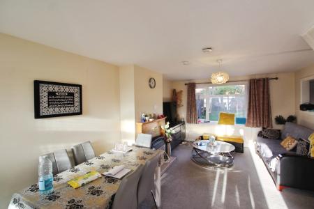 3 bedroom Semi-detached house for sale in Nine Elms, Fulwood, PR2