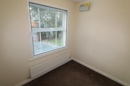 3 bedroom Town house to let in Great Park Drive, Leyland, PR25