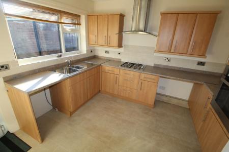 3 bedroom Detached house to let in Lancaster Avenue, Great Eccleston, Preston, PR3