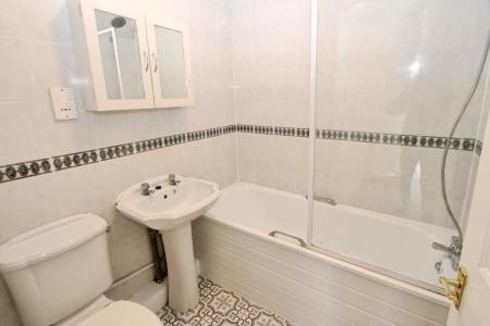 2 bedroom Flat for sale in 15 Westcote Road, Reading, Reading, RG30