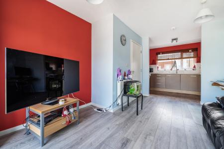 1 bedroom Flat for sale in Drake Way, Reading, RG2