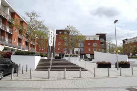 1 bedroom Flat for sale in Lindisfarne Way, Reading, Reading, RG2