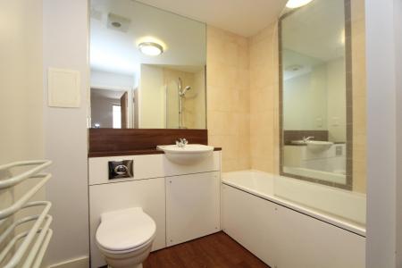 1 bedroom Flat for sale in Merchants Place, Reading, Reading, RG1