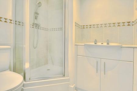 2 bedroom Flat for sale in Silver Street, Reading, RG1