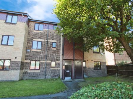 St Pauls Court, Reading, RG1