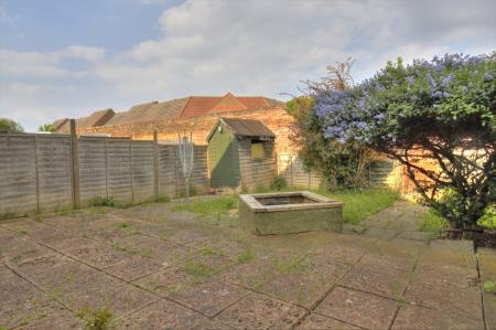 1 bedroom Maisonette for sale in Yew Lane, Reading, RG1